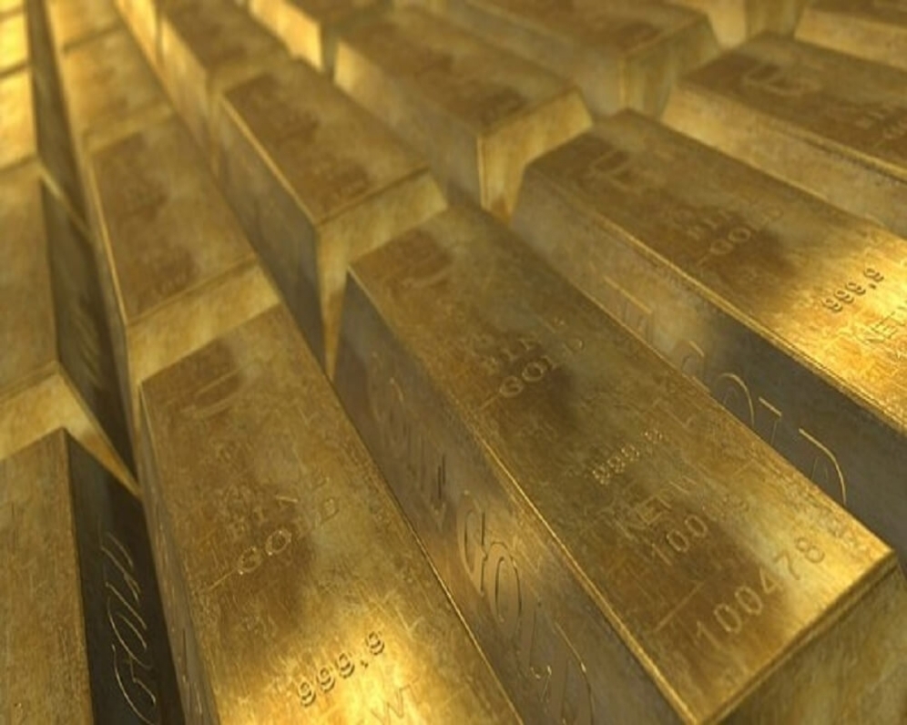 Poptávku po zlatě probouzejí spotřebitelé i centrální banky